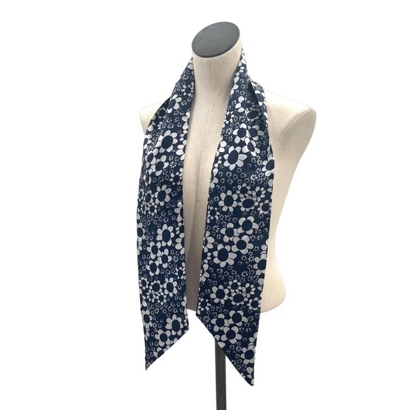 70s Flower Power Navy & White Daisy Print Accent Scarf - Picture 2 of 10
